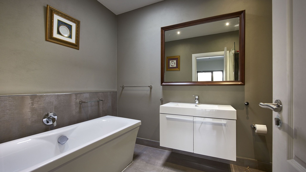 Photo of Bathroom in Greater Johannesburg Metropolitan Area