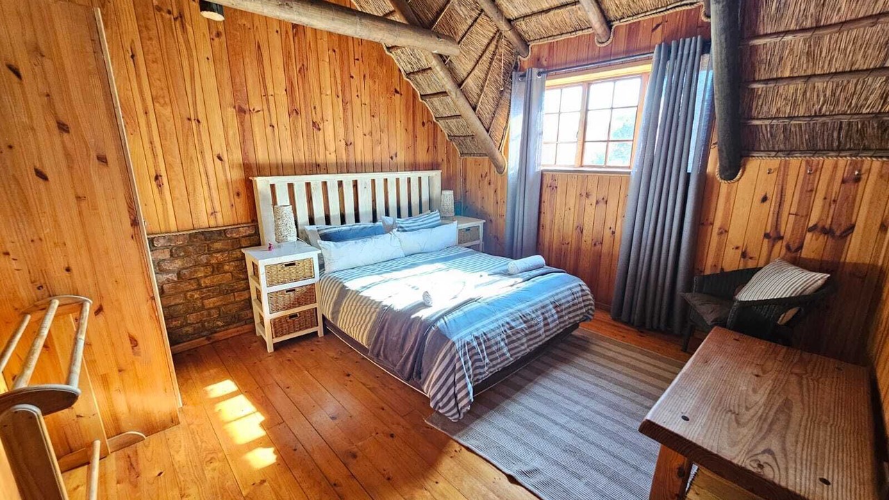 Photo of Bedroom in Myoli Beach