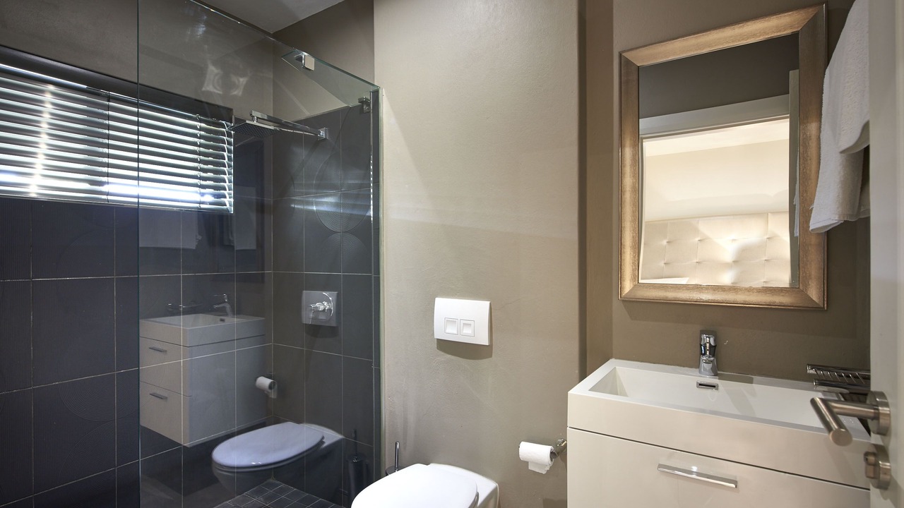 Photo of Bathroom in Greater Johannesburg Metropolitan Area