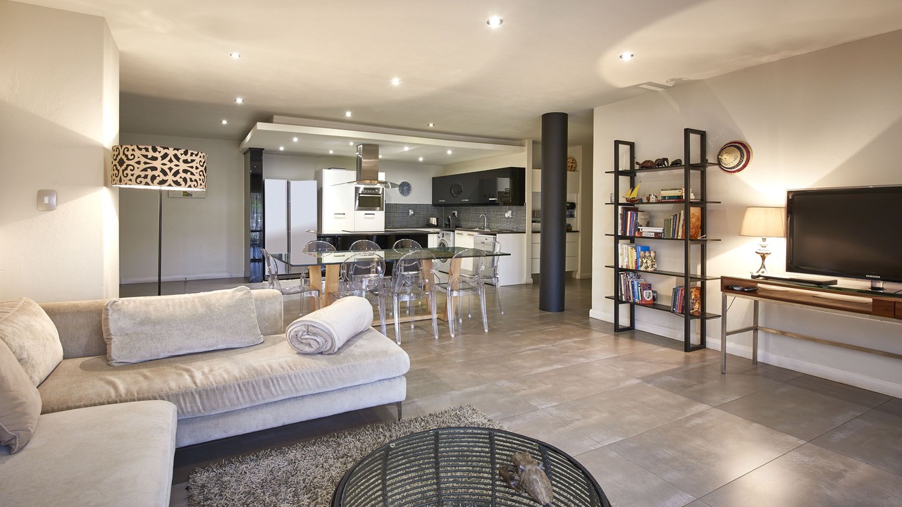 Photo of Livingroom in Greater Johannesburg Metropolitan Area
