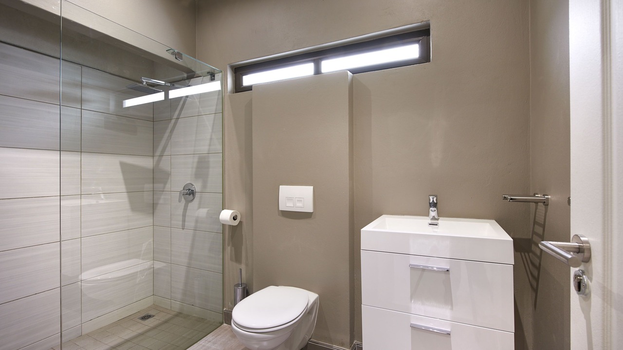 Photo of Bathroom in Greater Johannesburg Metropolitan Area