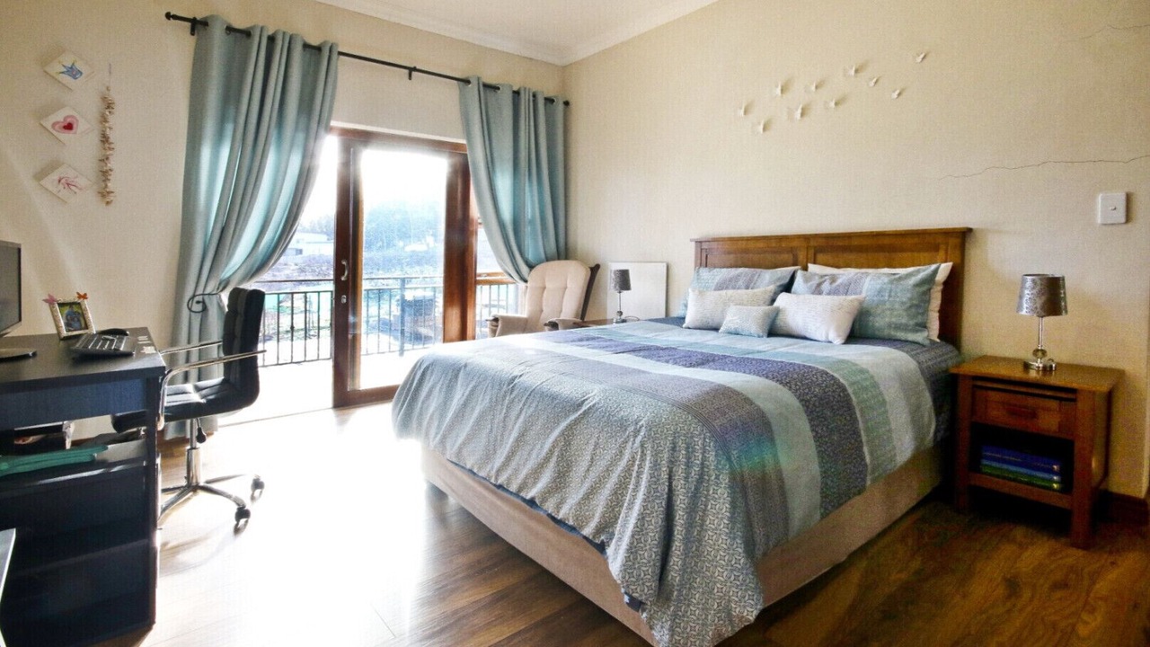 Photo of Bedroom in Helderberg Rural