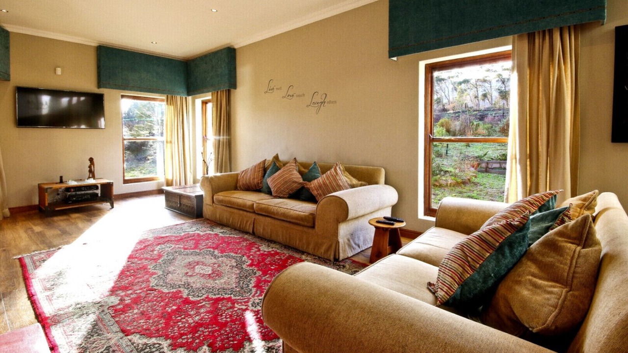 Photo of Livingroom in Helderberg Rural