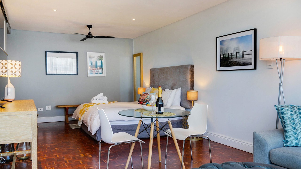 Photo of Bedroom in Mouille Point