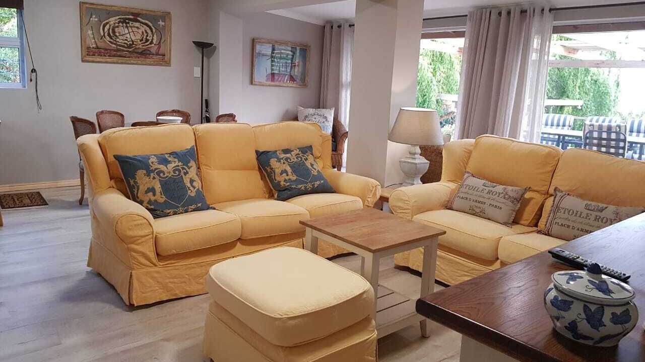 Photo of Livingroom in Old Place