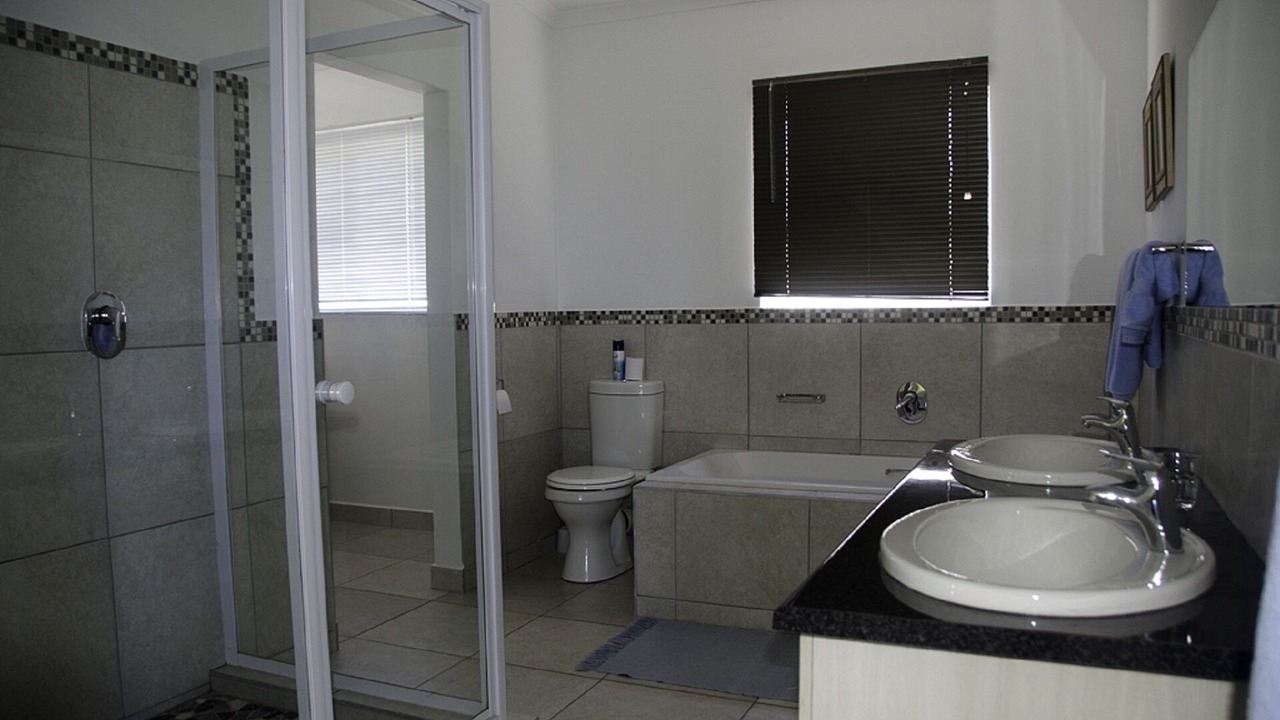 Photo of Bathroom in Cape Saint Francis
