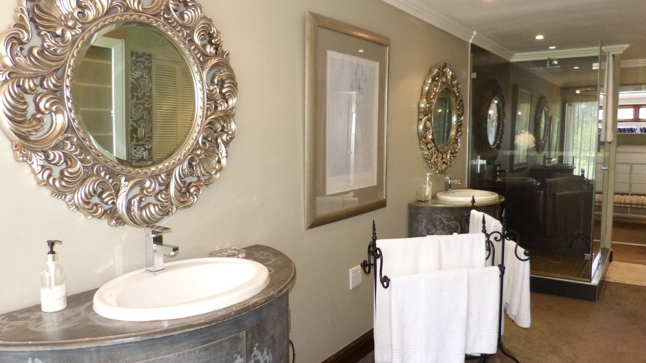 Photo of Bathroom in Knysna
