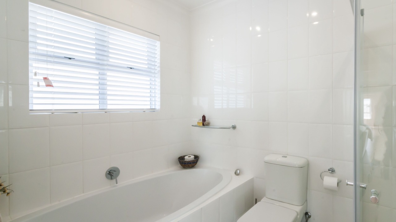 Photo of Bathroom in Raithby