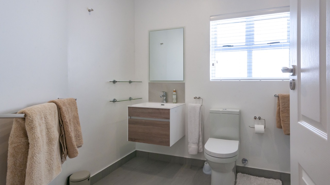 Photo of Bathroom in Raithby