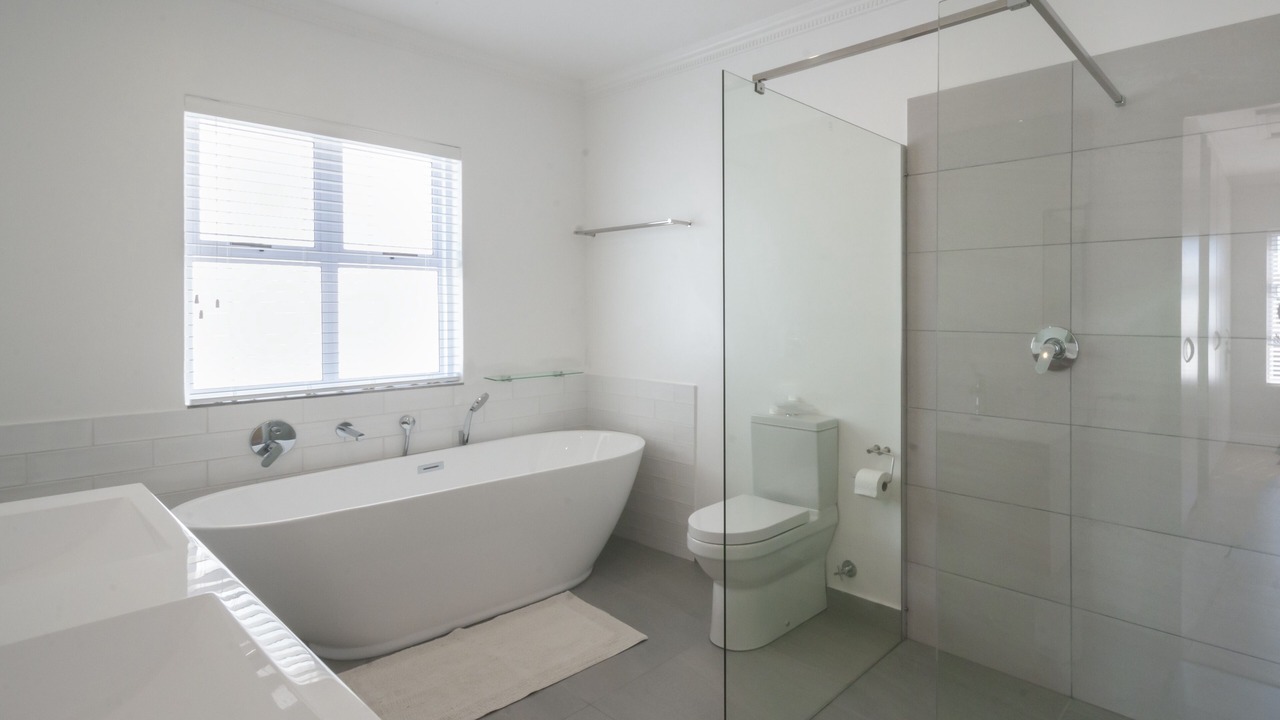 Photo of Bathroom in Raithby