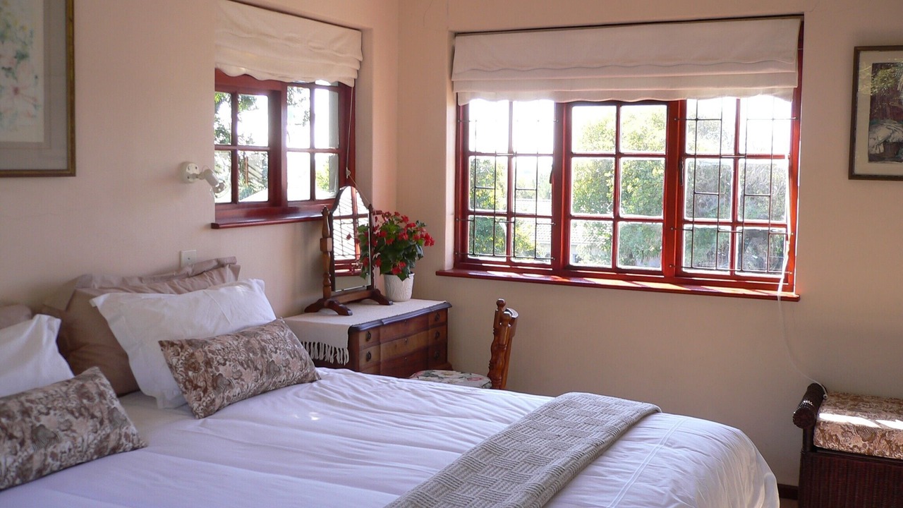 Photo of Bedroom in Westlake