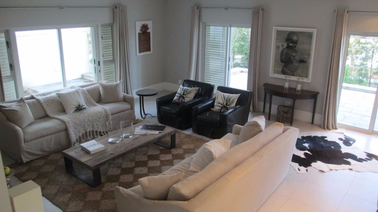 Photo of Livingroom in Westlake