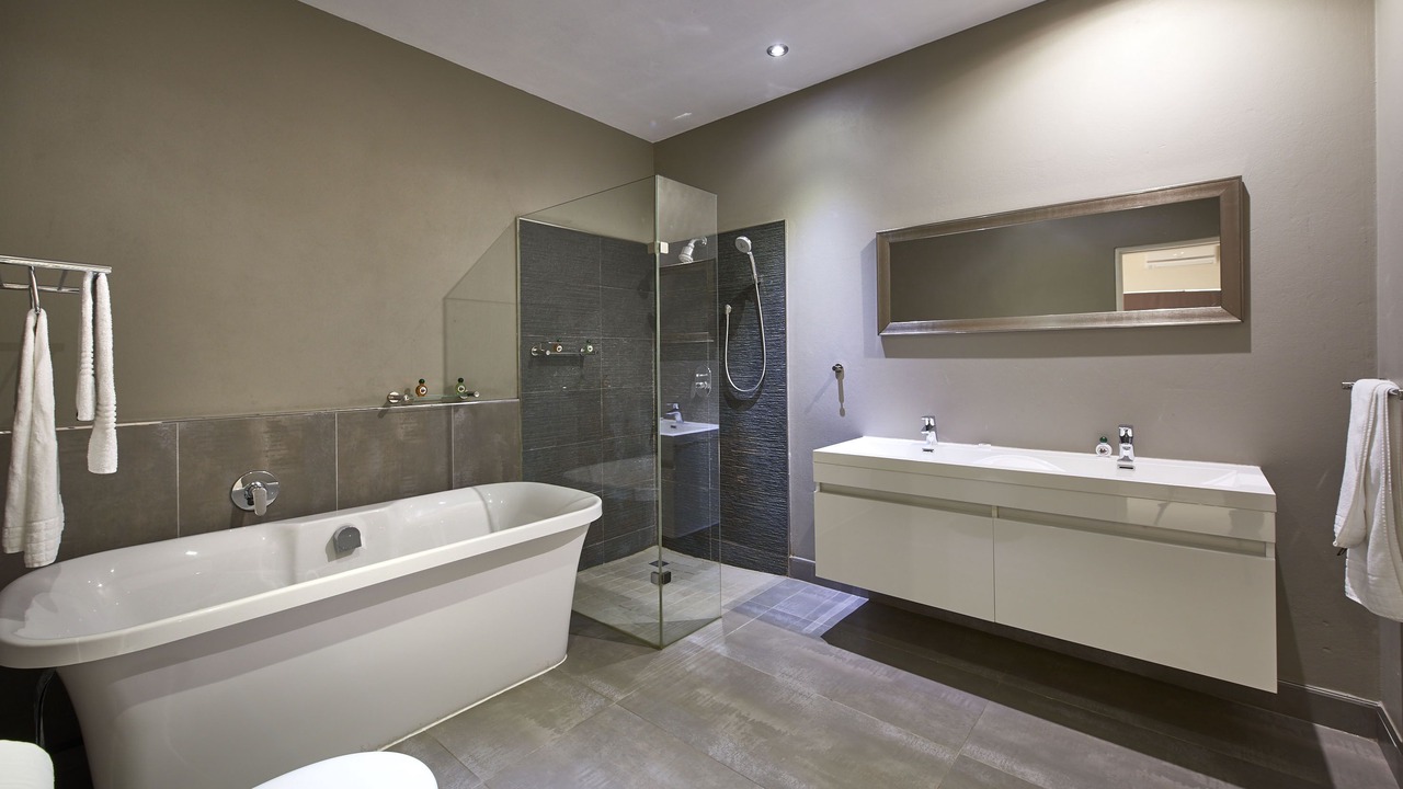 Photo of Bathroom in Greater Johannesburg Metropolitan Area