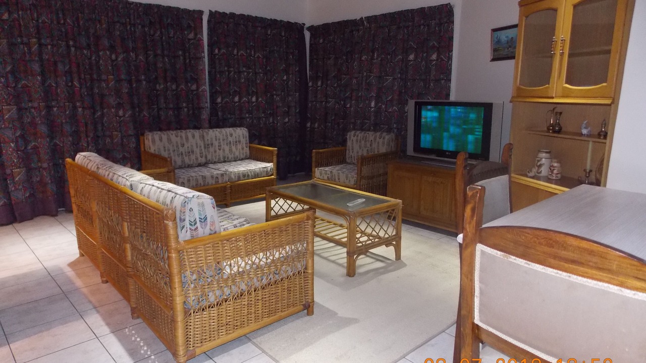 Photo of Livingroom in Brakpan