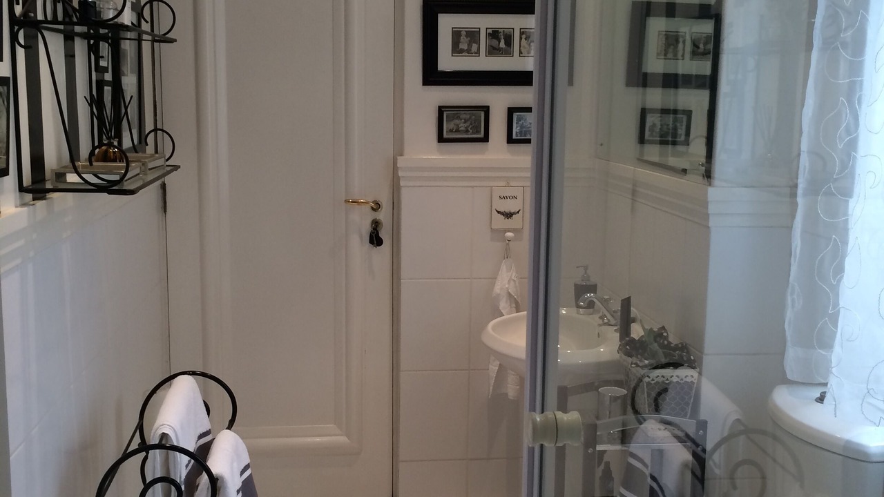 Photo of Bathroom in Greater Johannesburg Metropolitan Area