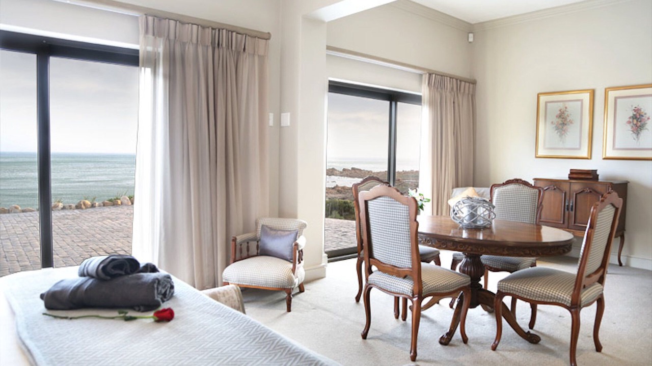 Photo of Bedroom in Rooiels
