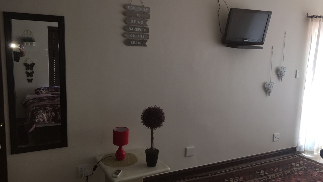 Photo of Bedroom in Uvongo