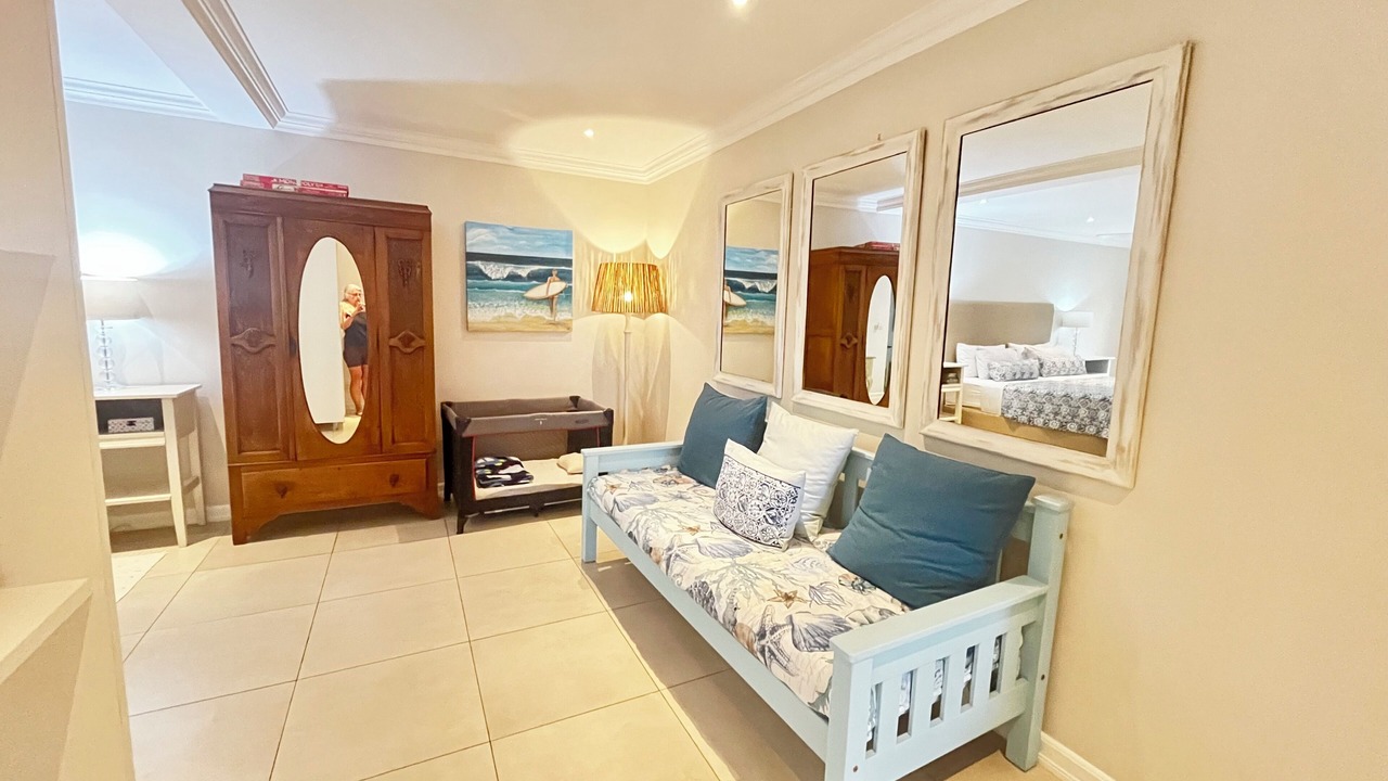 Photo of Bedroom in Selection Beach