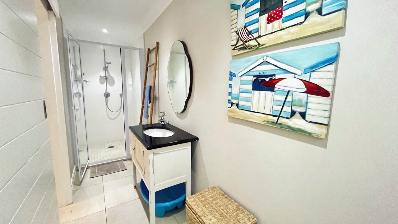 Photo of Bathroom in Selection Beach