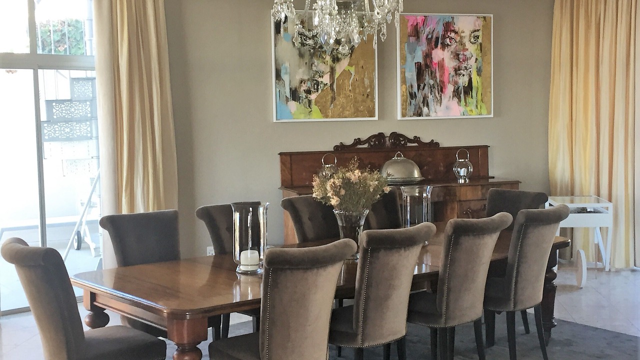 Photo of Livingroom in Bantry Bay