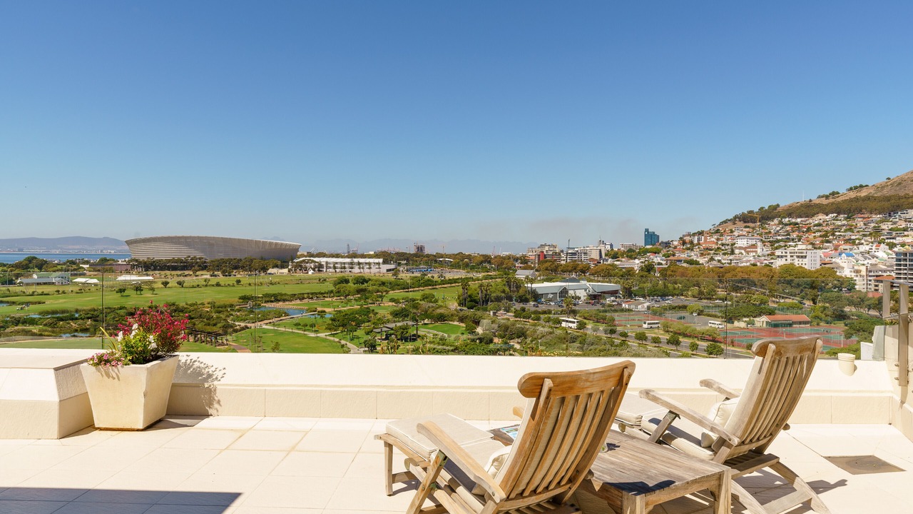 Photo of Patio Balcony in Mouille Point