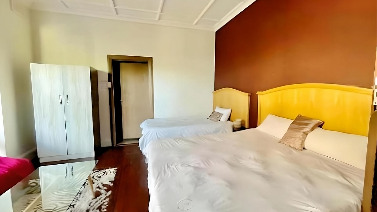 Photo of Bedroom in Berea