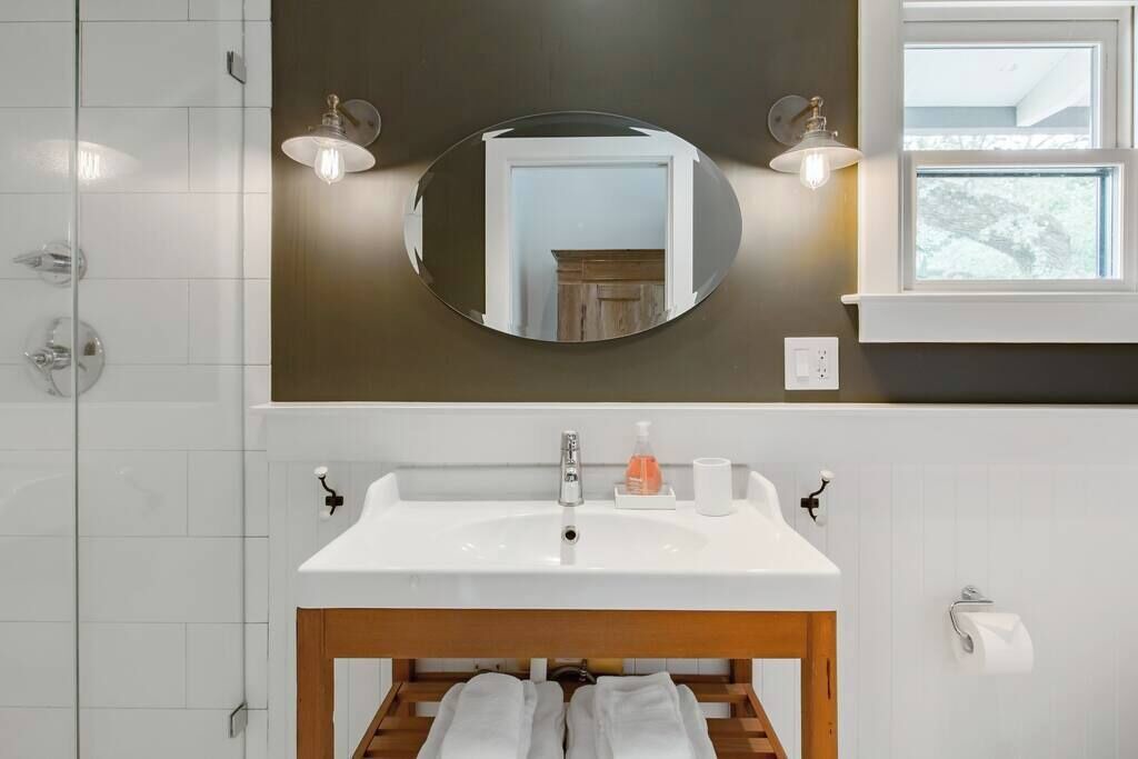 Photo of Bathroom in Sonoma