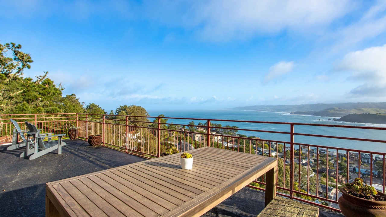Photo of Patio Balcony in Pedro Point