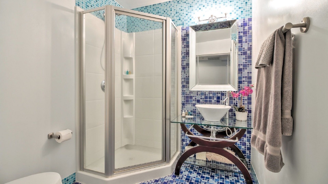 Photo of Bathroom in The Villas