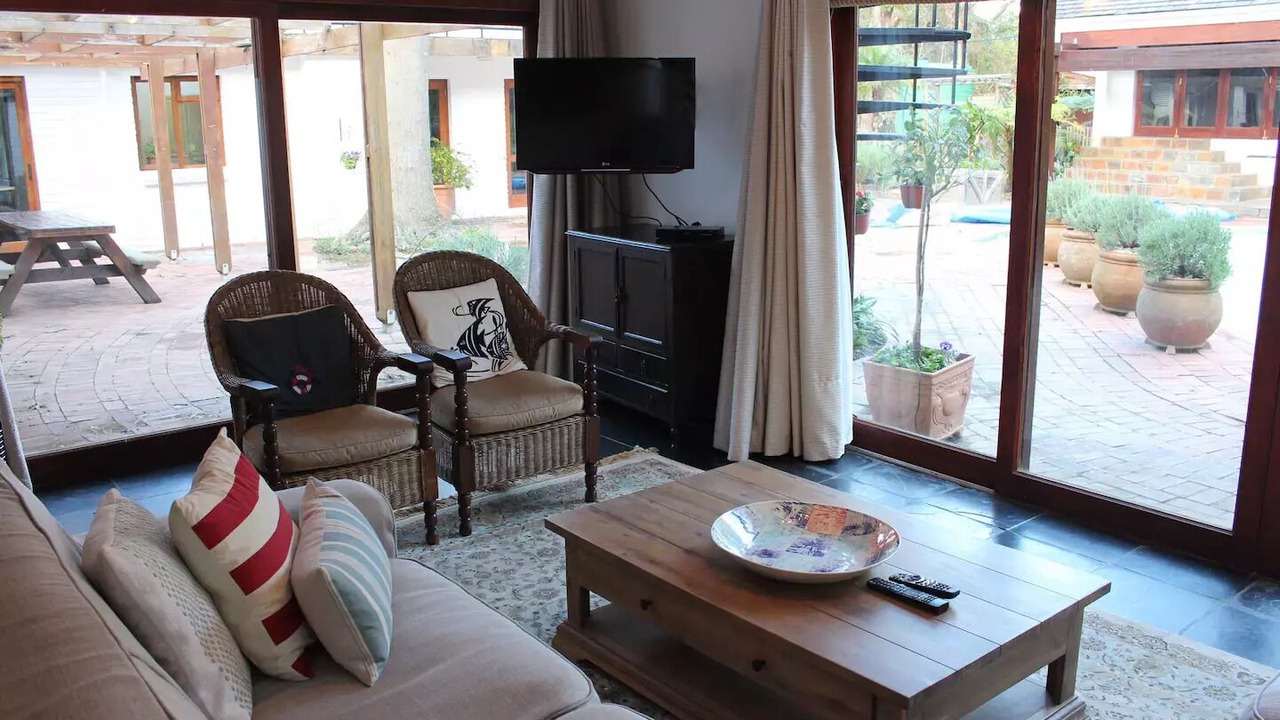Photo of Livingroom in Somerset West