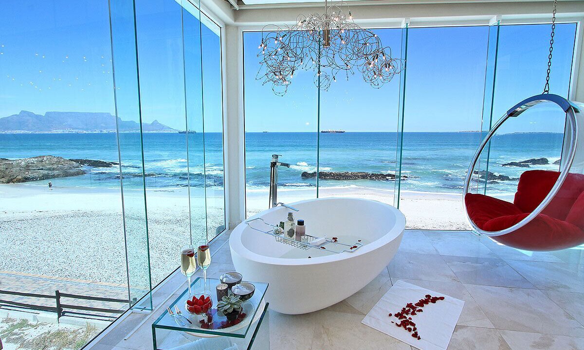 Photo of Others in Bloubergstrand