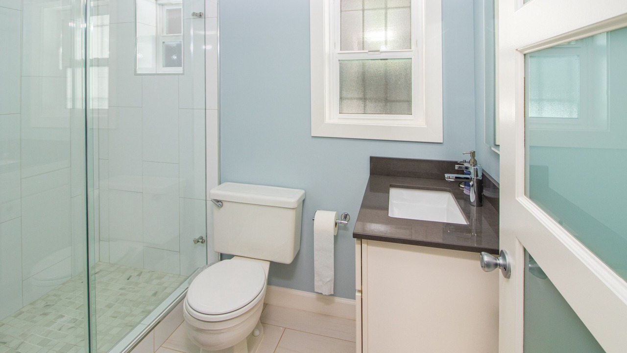 Photo of Bathroom in Marina District