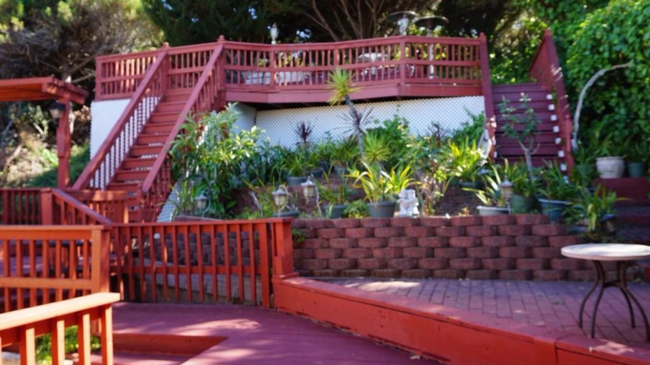 Photo of Outdoor in Mills Estates