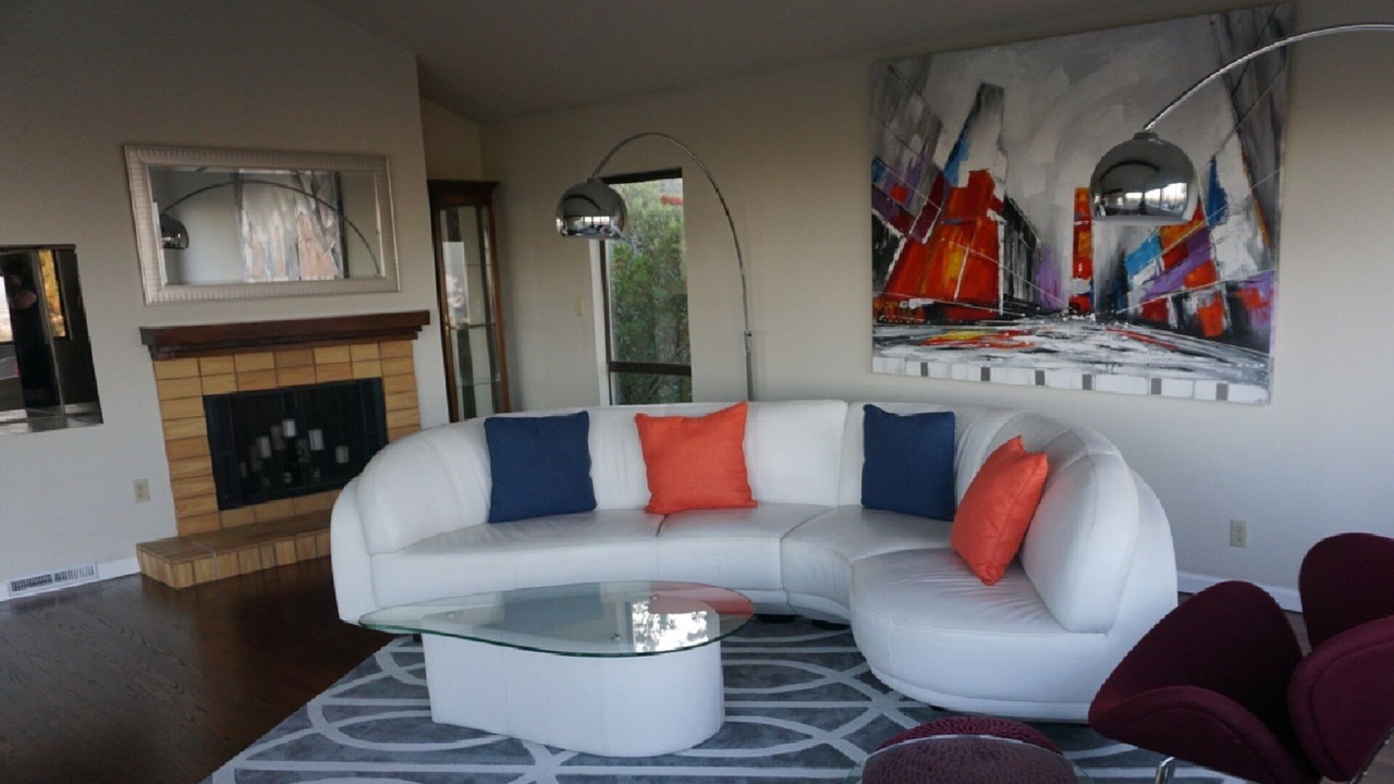 Photo of Livingroom in Mills Estates