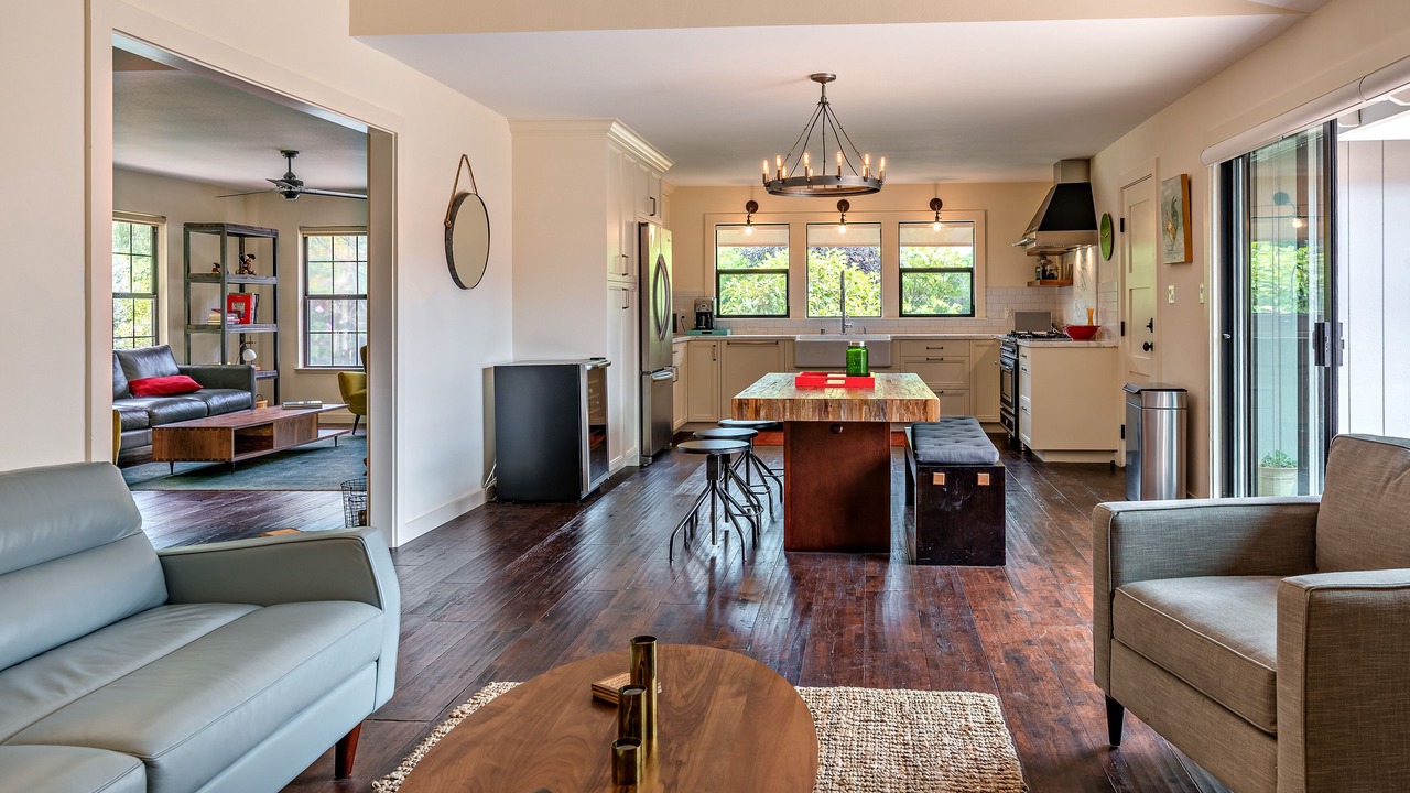 Photo of Bedroom in Guerneville