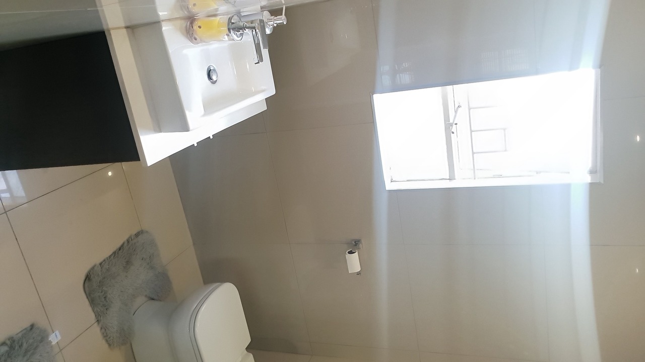Photo of Bathroom in Greater Johannesburg Metropolitan Area