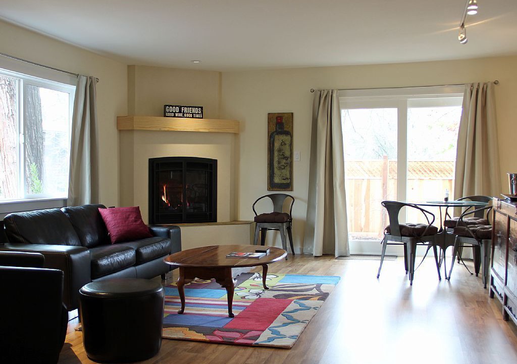 Photo of Livingroom in Kenwood