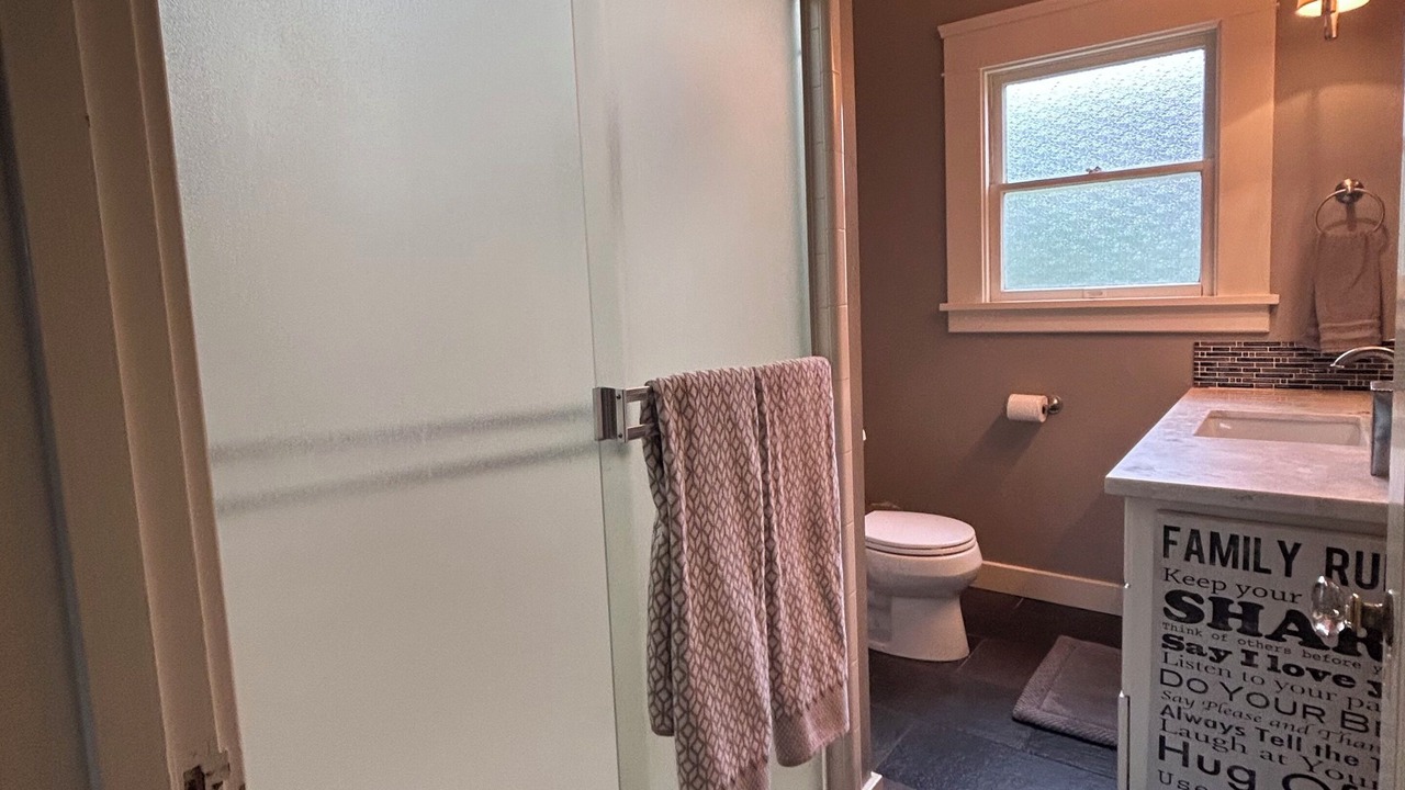 Photo of Bathroom in Lodi