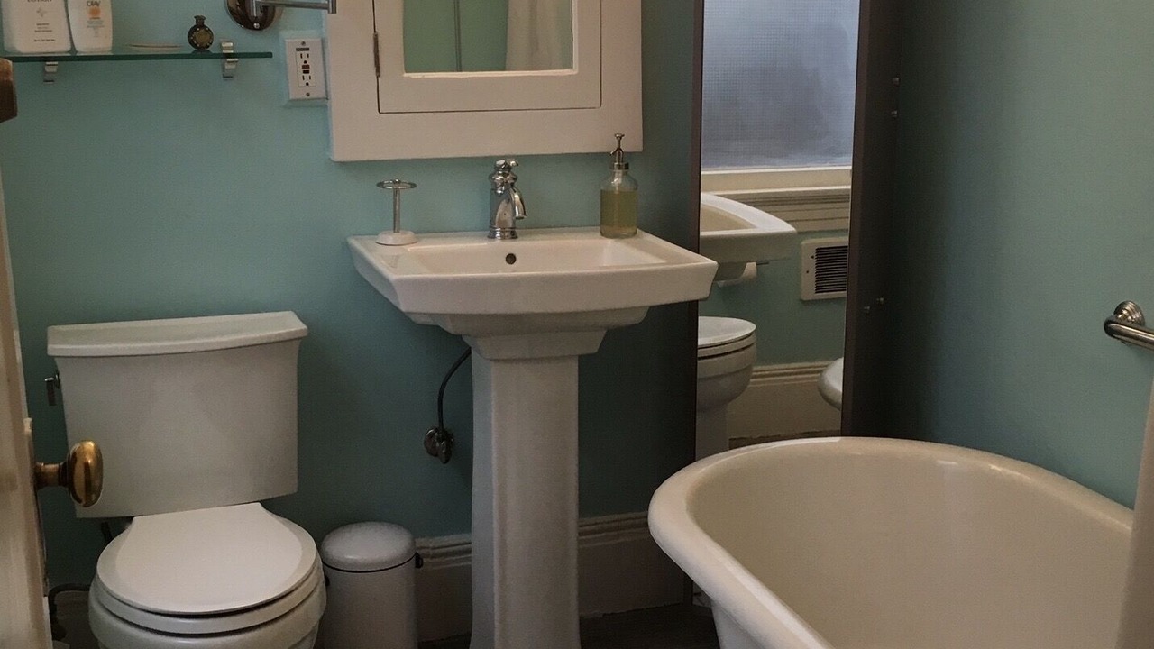 Photo of Bathroom in Cole Valley