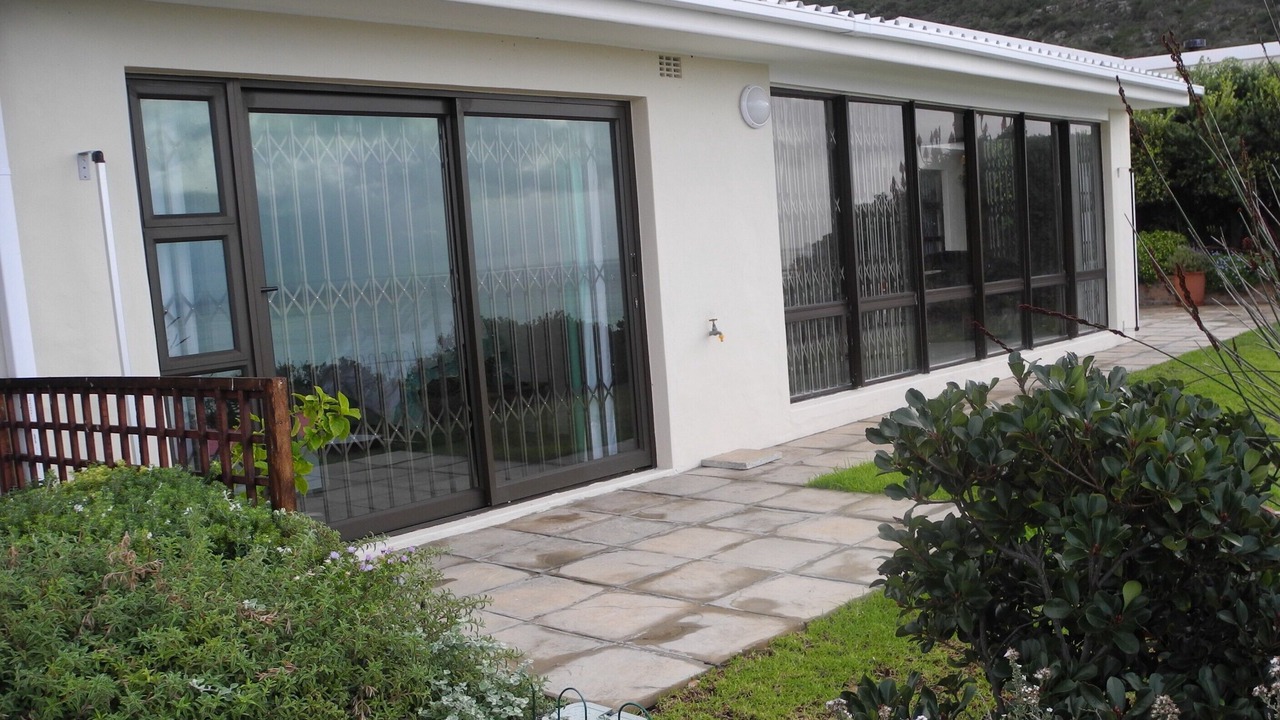 Photo of Outdoor in Redhill
