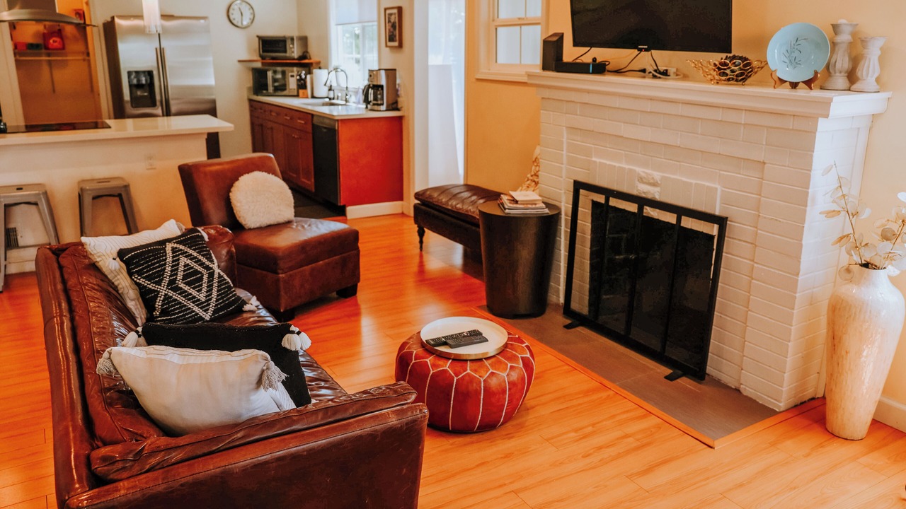 Photo of Livingroom in North Central