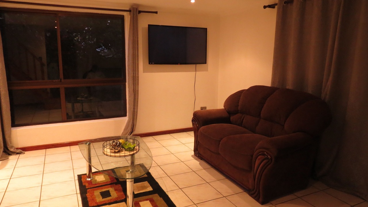 Photo of Livingroom in Durbanville