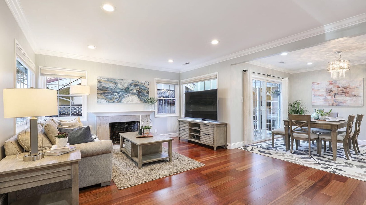 Photo of Livingroom in Millbrae