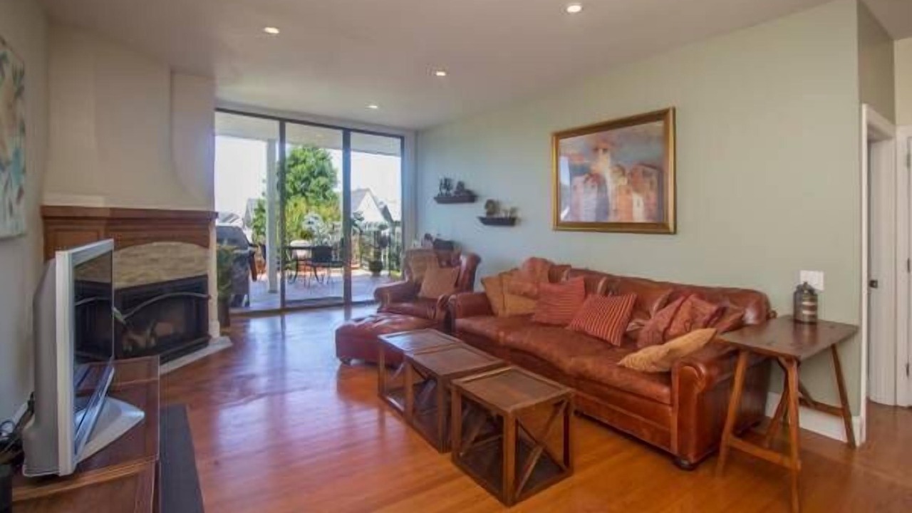 Photo of Livingroom in Cow Hollow