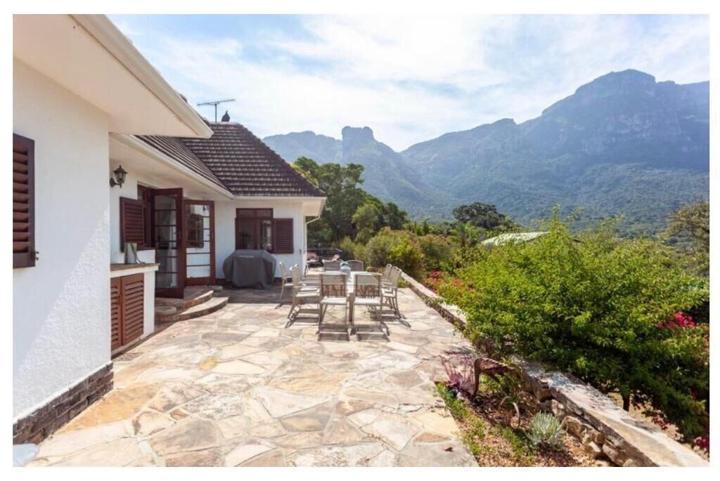 Photo of Others in Newlands