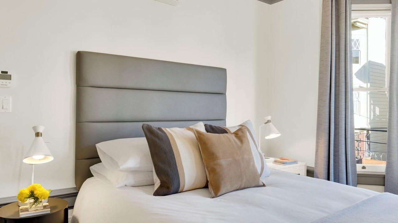 Photo of Bedroom in Nob Hill