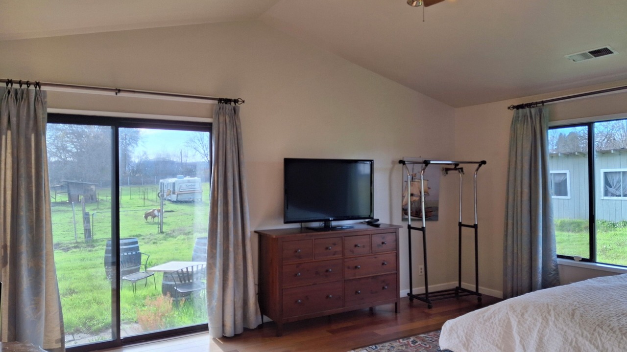 Photo of Bedroom in Graton