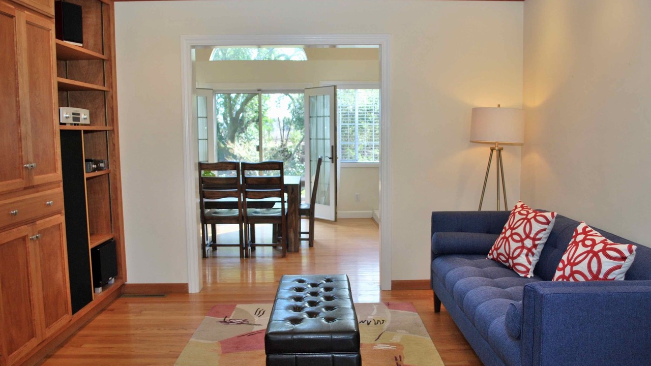 Photo of Livingroom in Napa