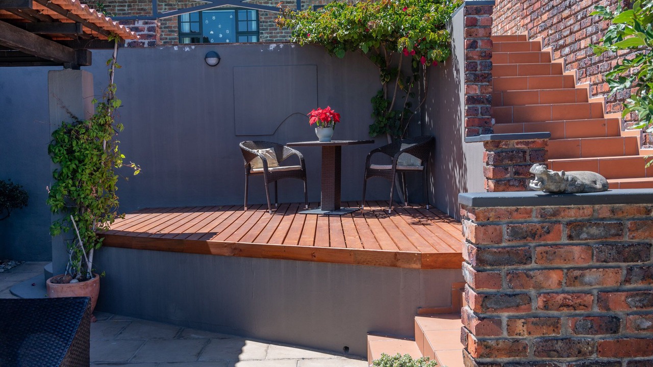 Photo of Patio Balcony in Mountainside
