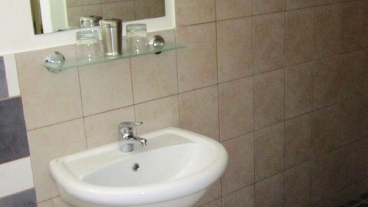 Photo of Bathroom in Mountainside